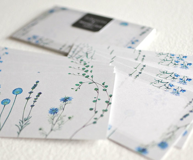 画像（ブルーの花たちのメッセージカード）